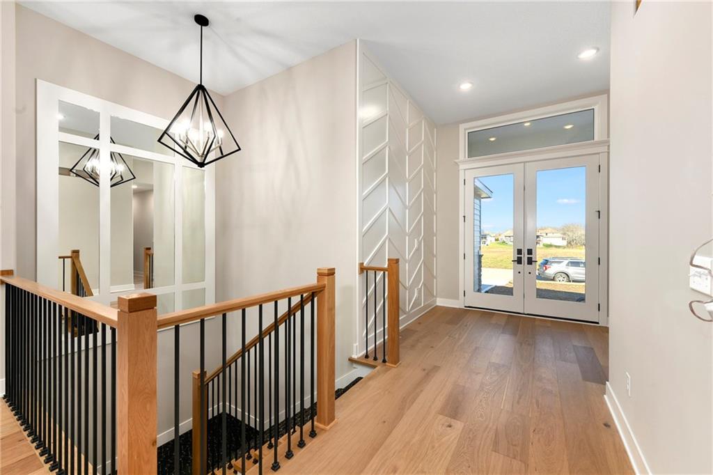 3940 Southwest Flintrock Drive Lee's Summit, MO 64082 - Photo 9 of 46