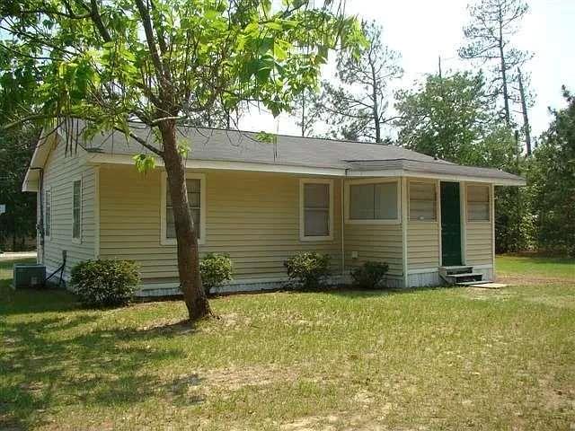 2235 A Moncrieff Street Augusta, GA 30906 - Photo 3 of 10 a view of a house with backyard and garden