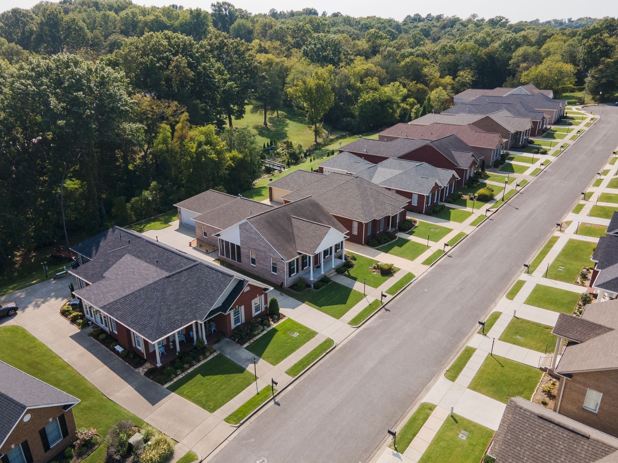 122 Riley Circle Fayetteville, TN 37334 - Photo 28 of 31 an aerial view of a house with swimming pool and garden