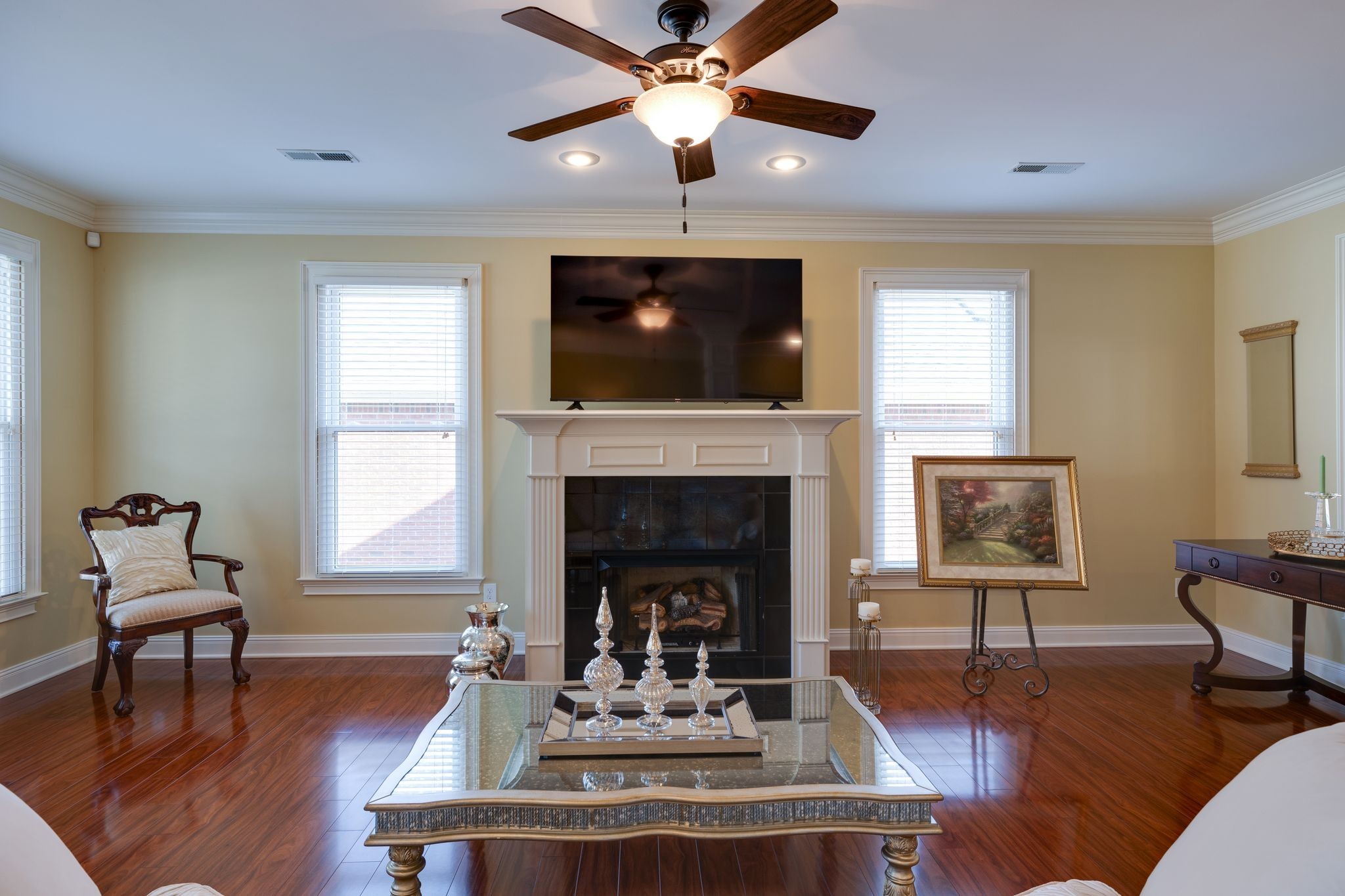 122 Riley Circle Fayetteville, TN 37334 - Photo 8 of 31 a living room with furniture and a fireplace