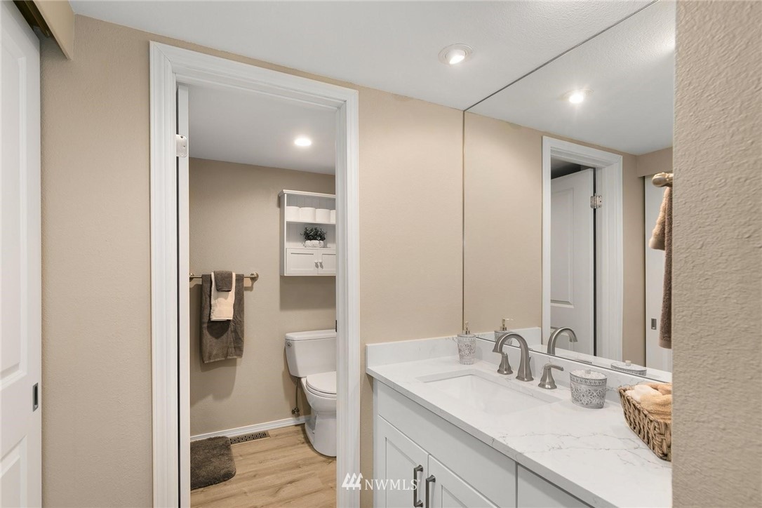 10728 Northeast 196th Street Bothell, WA 98011 - Photo 17 of 40 Gallery Image 17