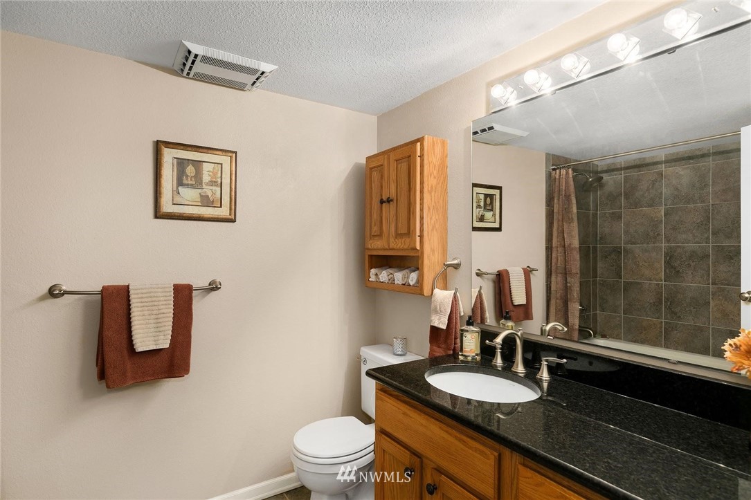 10728 Northeast 196th Street Bothell, WA 98011 - Photo 19 of 40 Gallery Image 19