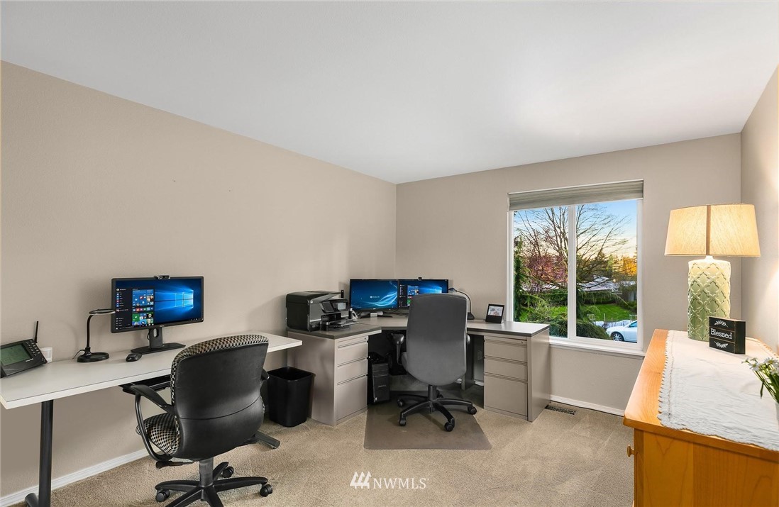 10728 Northeast 196th Street Bothell, WA 98011 - Photo 21 of 40 Gallery Image 21