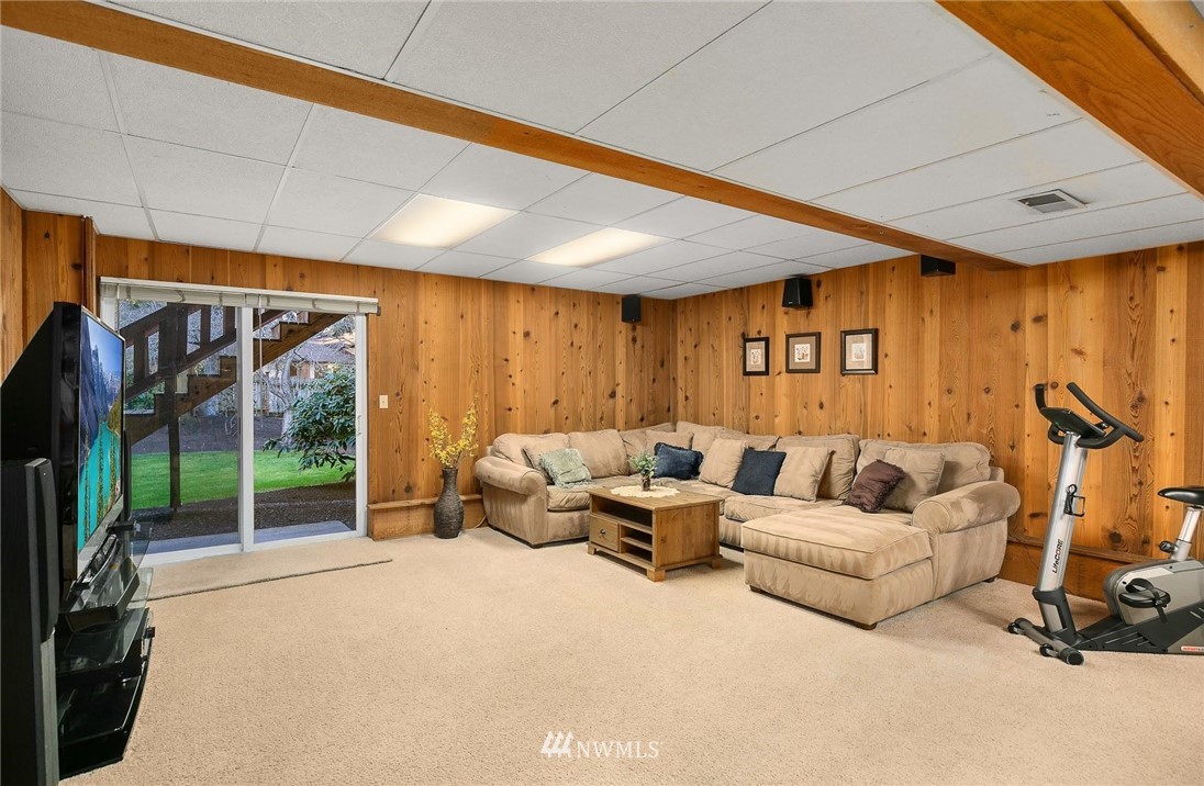 10728 Northeast 196th Street Bothell, WA 98011 - Photo 23 of 40 Gallery Image 23