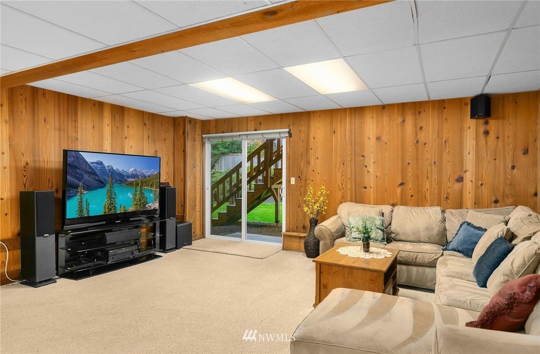 10728 Northeast 196th Street Bothell, WA 98011 - Photo 24 of 40 Gallery Image 24