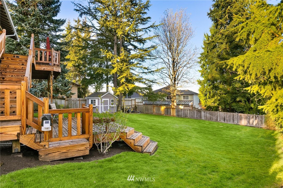 10728 Northeast 196th Street Bothell, WA 98011 - Photo 33 of 40 Gallery Image 33