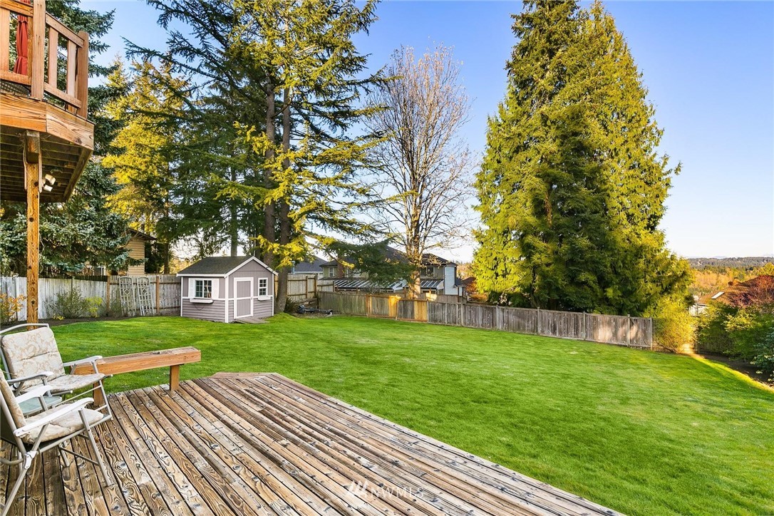 10728 Northeast 196th Street Bothell, WA 98011 - Photo 34 of 40 Gallery Image 34