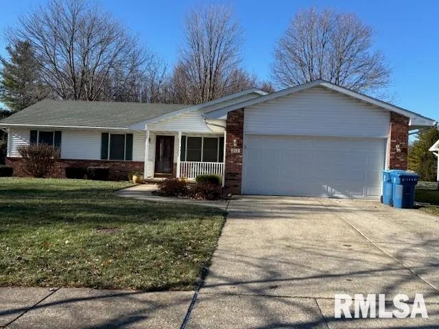 $224,900 | 217 North Pittsburg Landing, Springfield, IL 62711