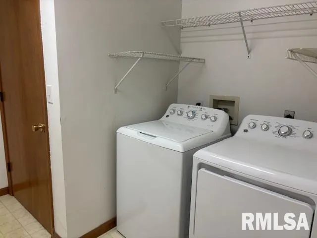 $224,900 | 217 North Pittsburg Landing, Springfield, IL 62711