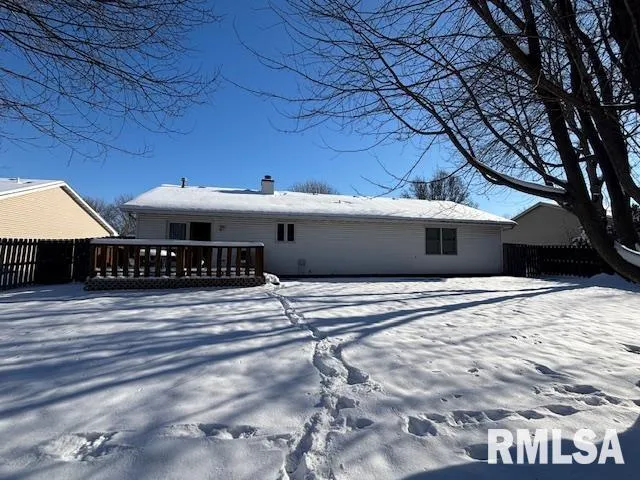 $224,900 | 217 North Pittsburg Landing, Springfield, IL 62711