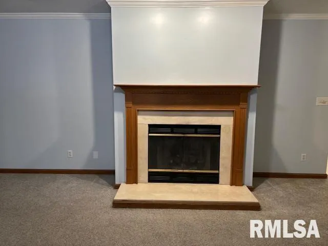 $224,900 | 217 North Pittsburg Landing, Springfield, IL 62711