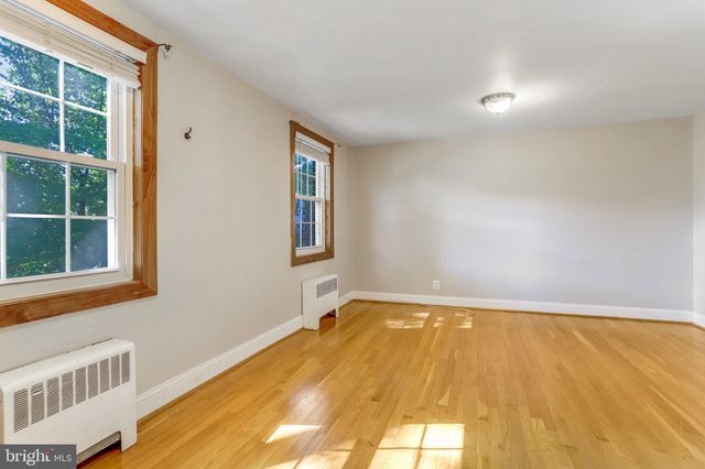 $699,999 | 3021 Mosby Street, Alexandria, VA 22305