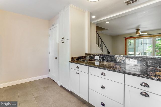 $699,999 | 3021 Mosby Street, Alexandria, VA 22305