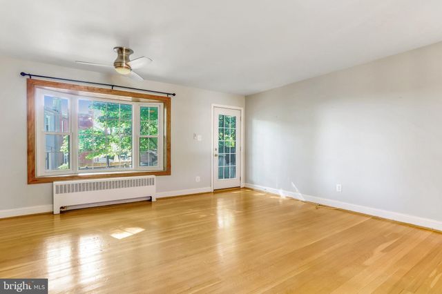 $699,999 | 3021 Mosby Street, Alexandria, VA 22305