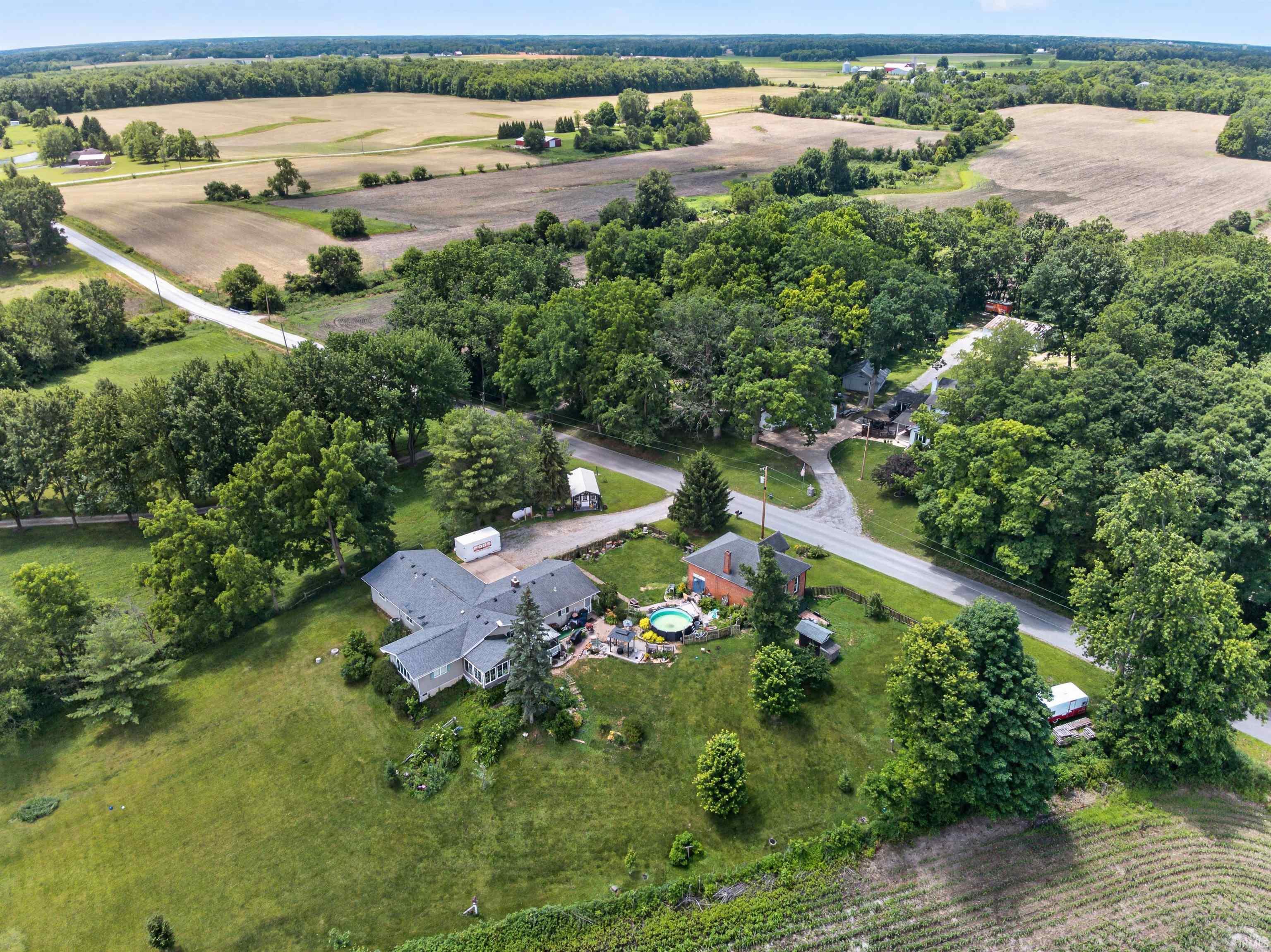 17902 Wappes Road Churubusco, IN 46723 - Photo 2 of 48