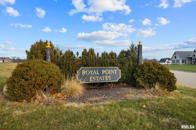 $54,900 | 107 Lost Creek Court, Pekin, IL 61554