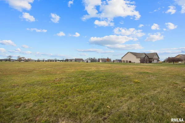$54,900 | 107 Lost Creek Court, Pekin, IL 61554