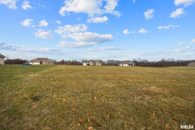 $54,900 | 107 Lost Creek Court, Pekin, IL 61554