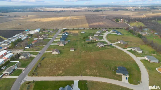 $54,900 | 107 Lost Creek Court, Pekin, IL 61554