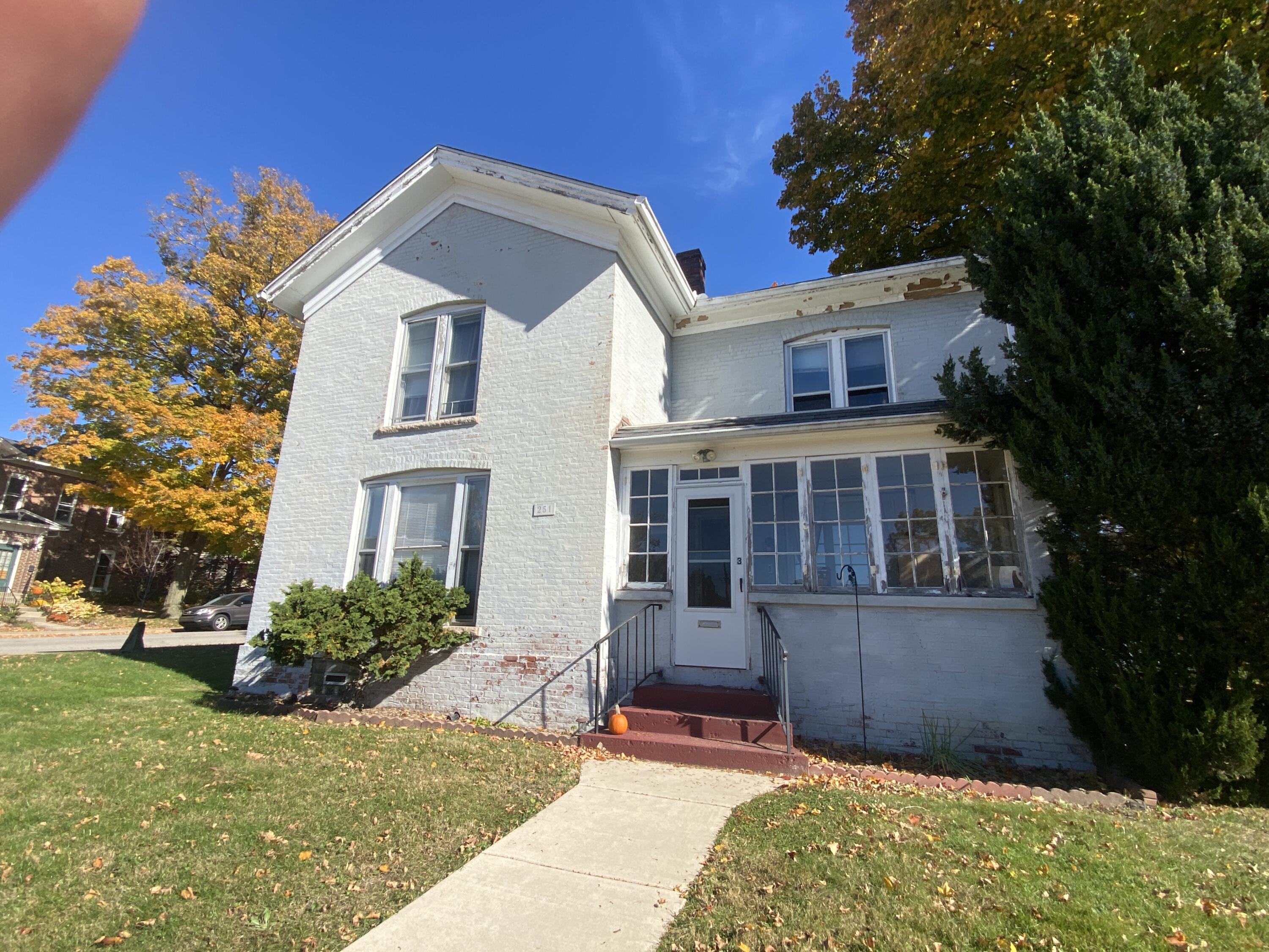 502 Monroe Street Valparaiso, IN 46383 - Photo 11 of 102 3000x2250