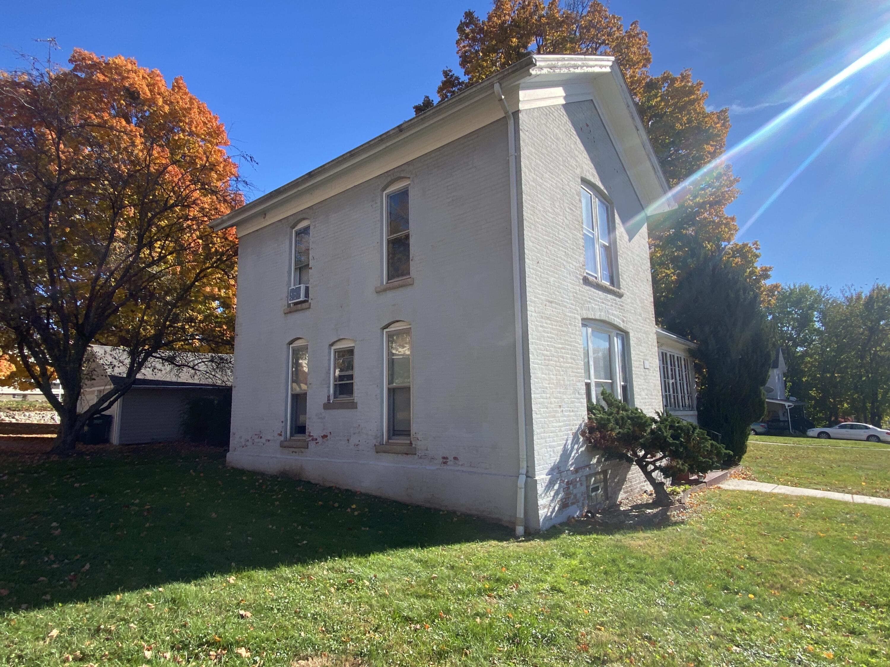 502 Monroe Street Valparaiso, IN 46383 - Photo 12 of 102 3000x2250