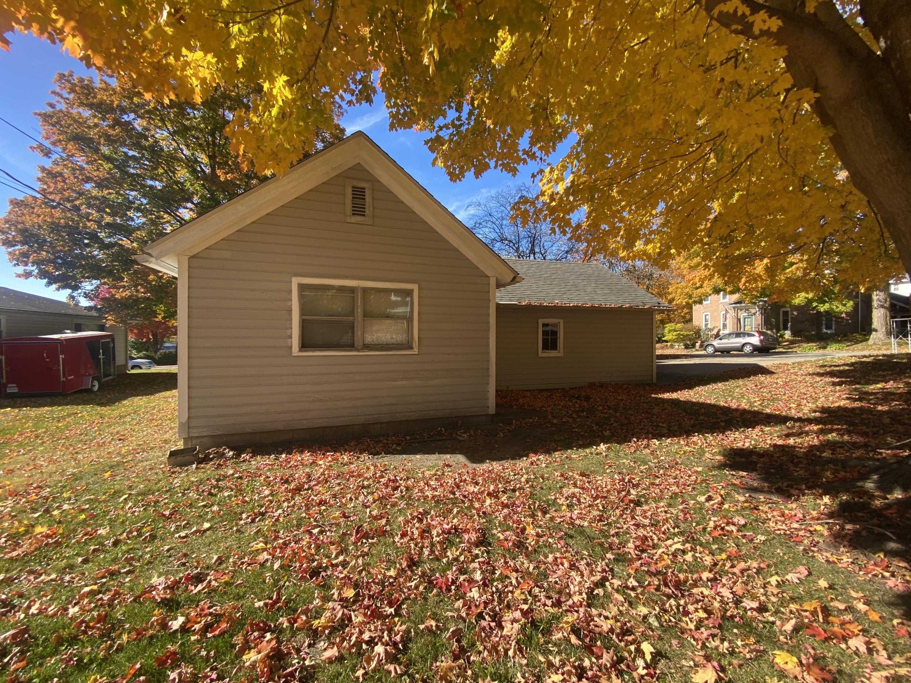 502 Monroe Street Valparaiso, IN 46383 - Photo 22 of 102 3000x2250