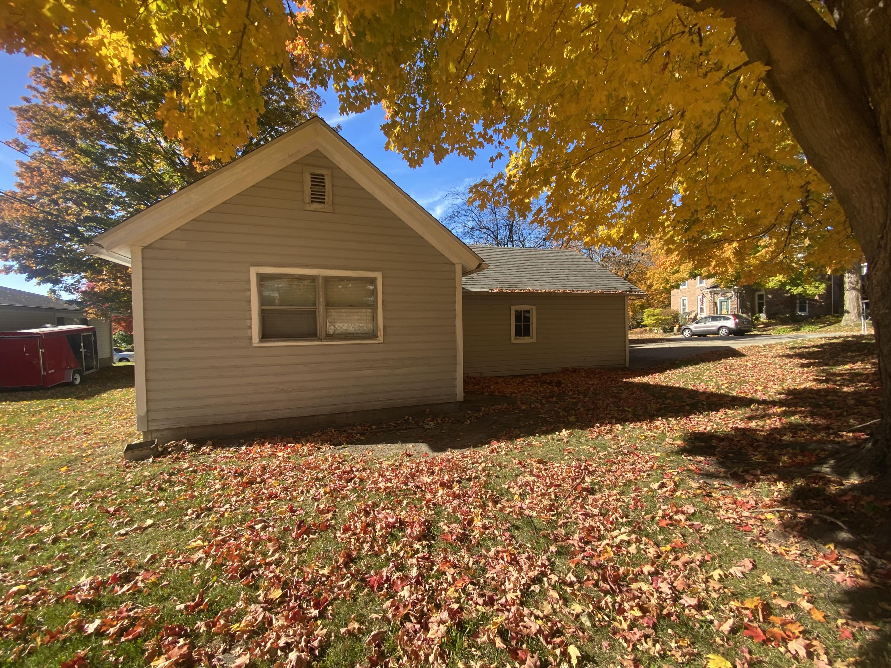 502 Monroe Street Valparaiso, IN 46383 - Photo 23 of 102 3000x2250