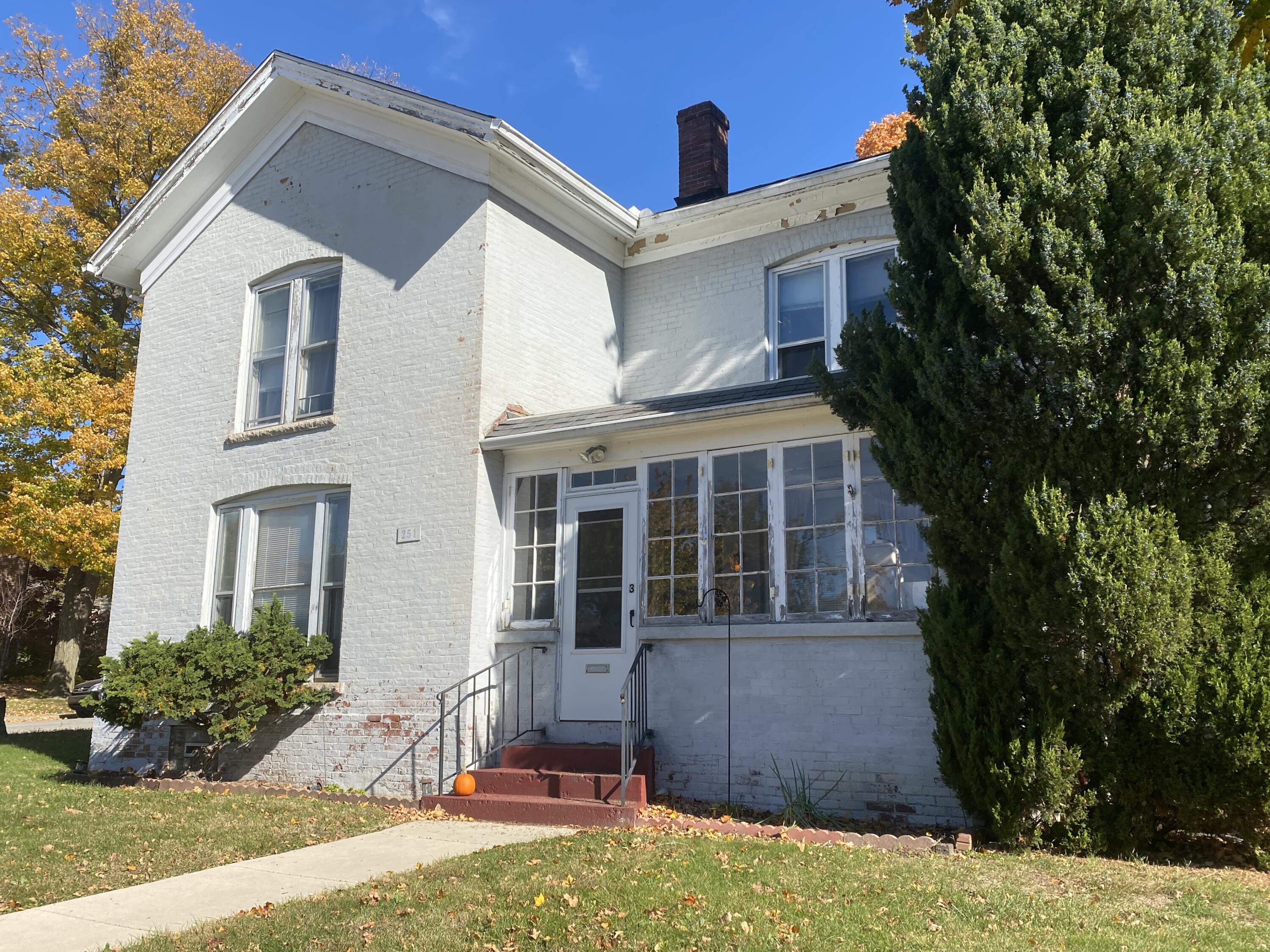 502 Monroe Street Valparaiso, IN 46383 - Photo 32 of 102 3000x2250