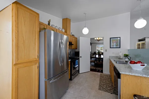 $599,990 | 2924 Redwood Drive, Fairfield, CA 94533