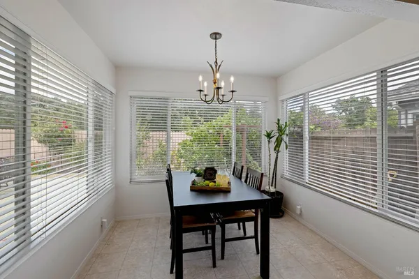 $599,990 | 2924 Redwood Drive, Fairfield, CA 94533