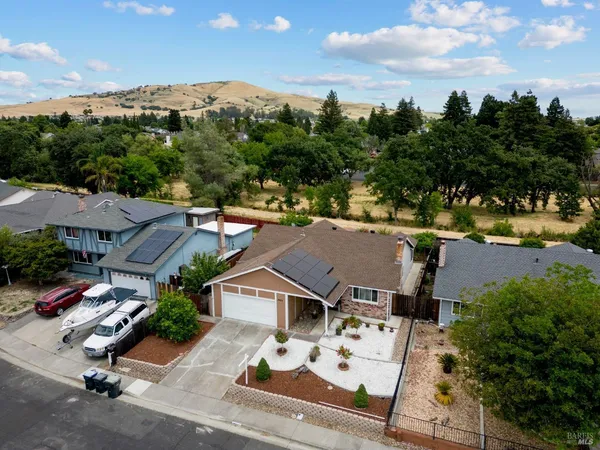 $599,990 | 2924 Redwood Drive, Fairfield, CA 94533