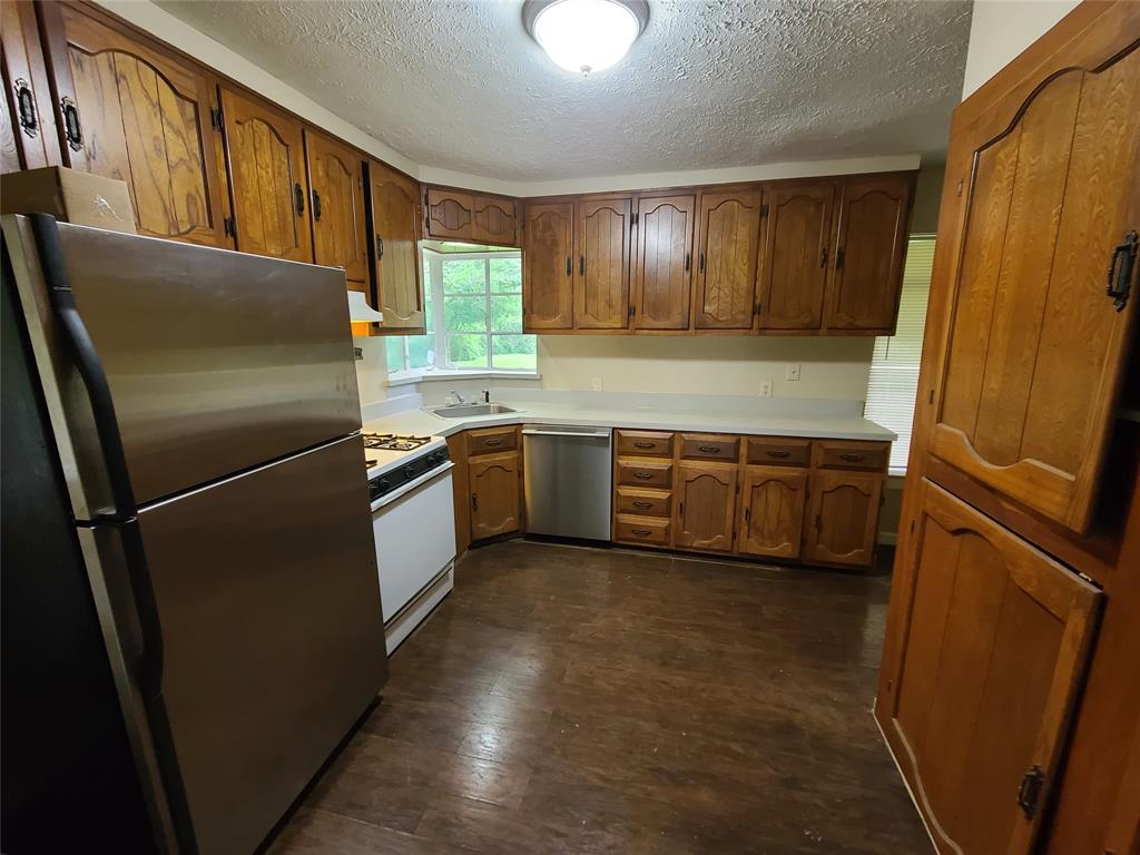 9867 Carnegie Place Dallas, TX 75228 - Photo 6 of 23