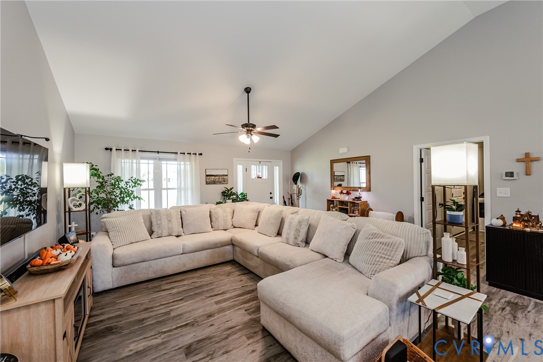 8518 Vaughan Road Petersburg, VA 23805 - Photo 7 of 45
