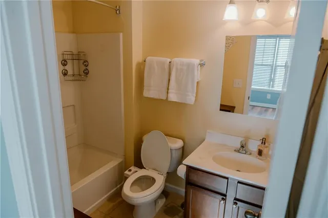 $330,000 | 1649 Liberty Parkway Northwest, Atlanta, GA 30318