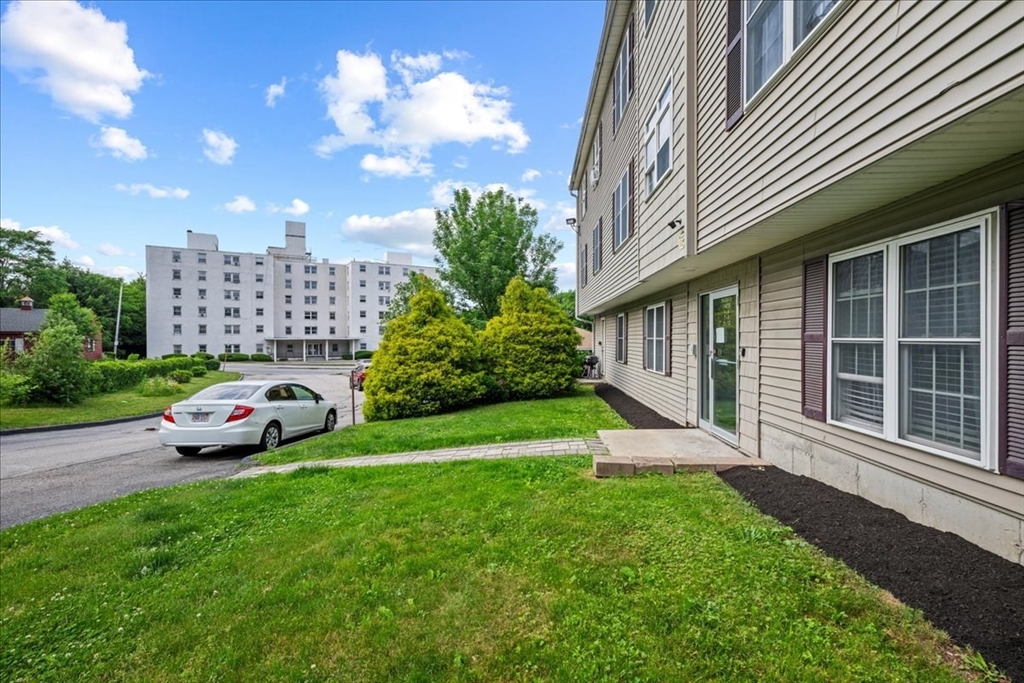 1 Hatfield Street, Unit 7 Worcester, MA 01604 - Photo 29 of 29
