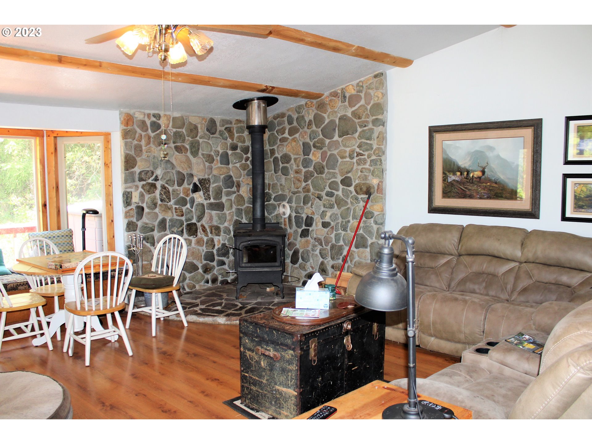 1151 Eakin Road Azalea, OR 97410 - Photo 4 of 42 Gallery Image 4