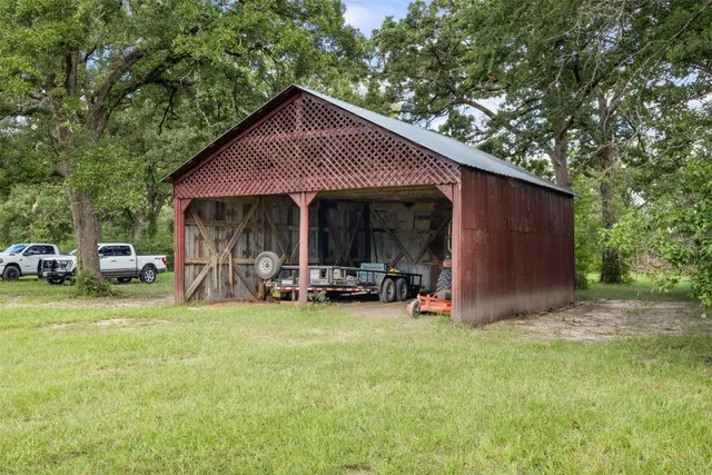 $574,900 | 729 County Road 4040, Crockett, TX 75835