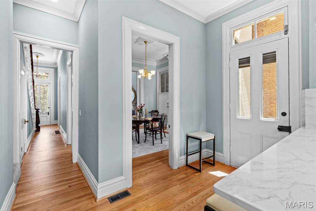 2024 Rutger Street St. Louis, MO 63104 - Photo 13 of 34