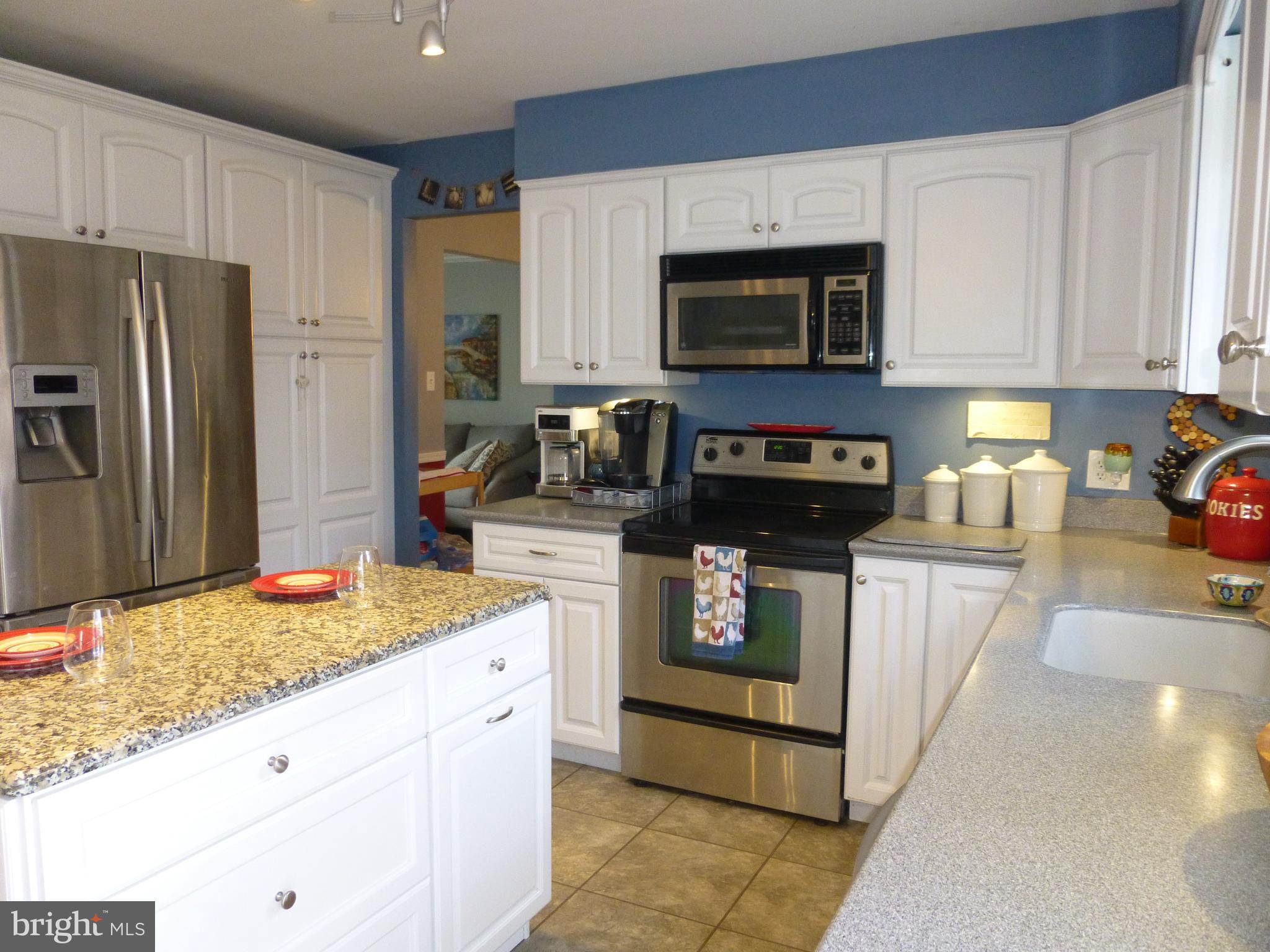 109 Crestview Road Hatboro, PA 19040 - Photo 15 of 35 Kitchen - Corian Counters, Undercounter Lights