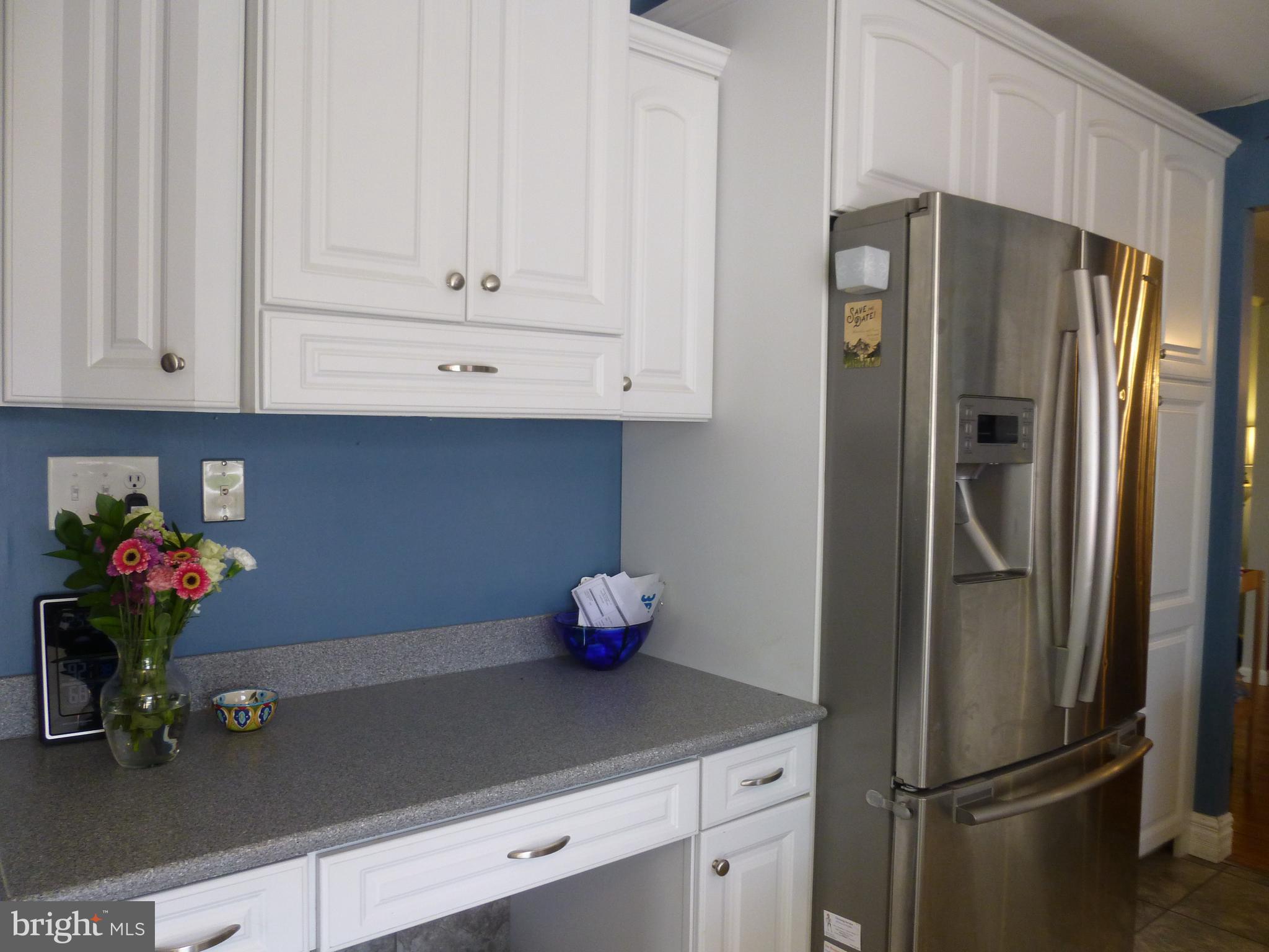 109 Crestview Road Hatboro, PA 19040 - Photo 17 of 35 Kitchen - separate Desk Area