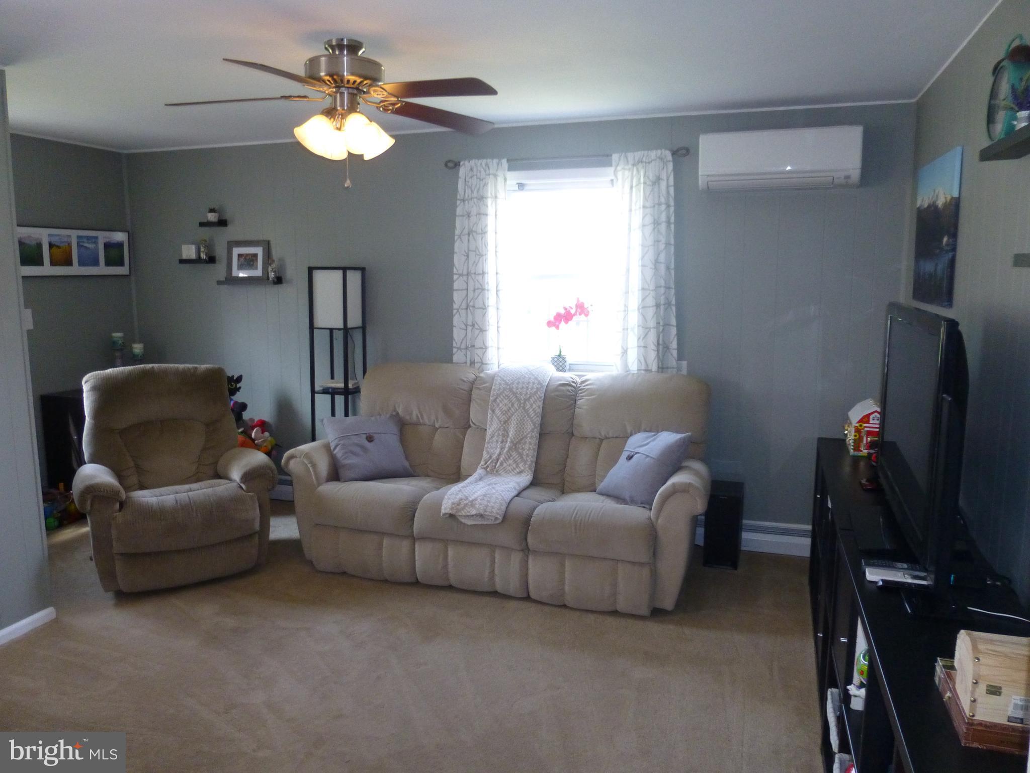 109 Crestview Road Hatboro, PA 19040 - Photo 19 of 35 Family Room - door to Outside, Neutral Carpets
