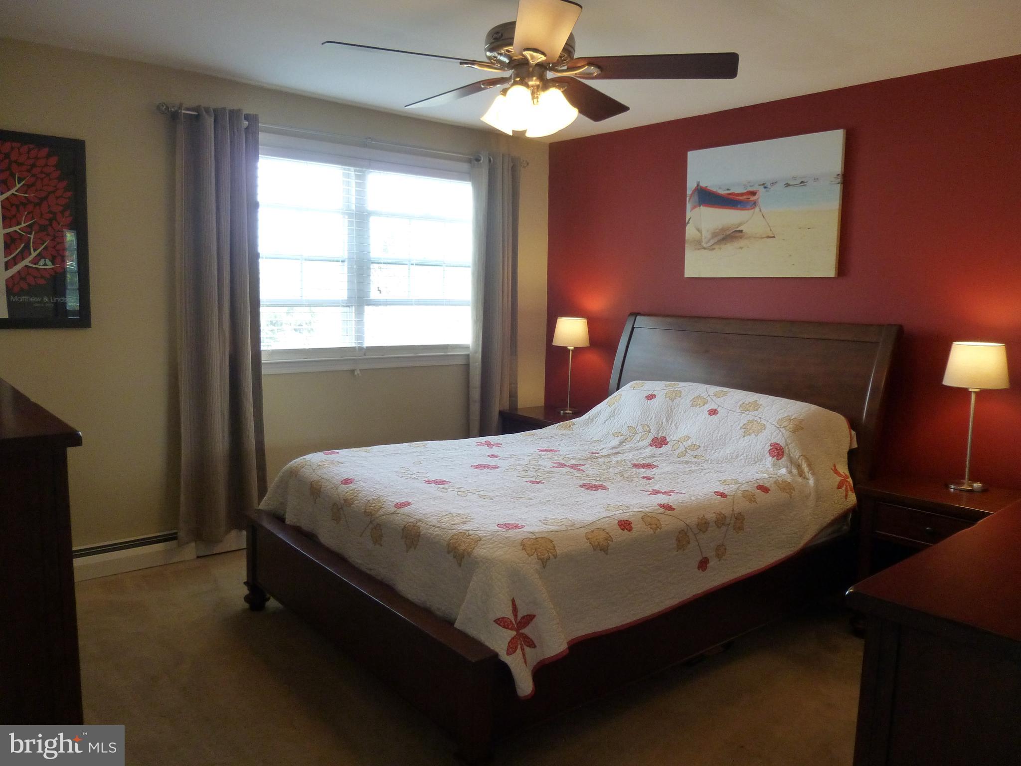 109 Crestview Road Hatboro, PA 19040 - Photo 27 of 35 Master Bedroom - Ceiling Fan/Light, Accent Wall
