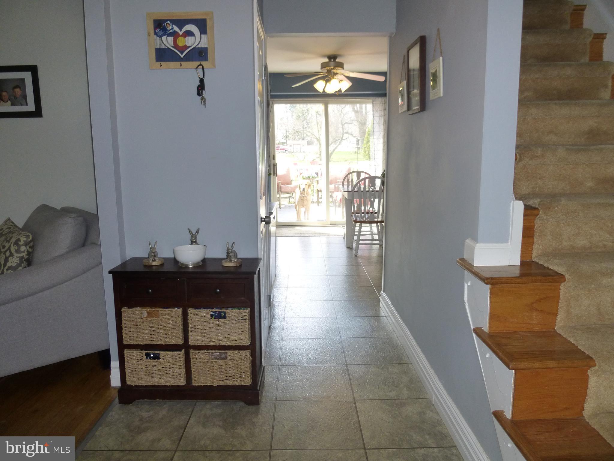 109 Crestview Road Hatboro, PA 19040 - Photo 9 of 35 Foyer