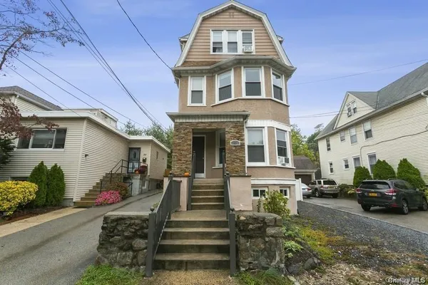 $2,299,000 | 48 Parkway Road, Bronxville, NY 10708