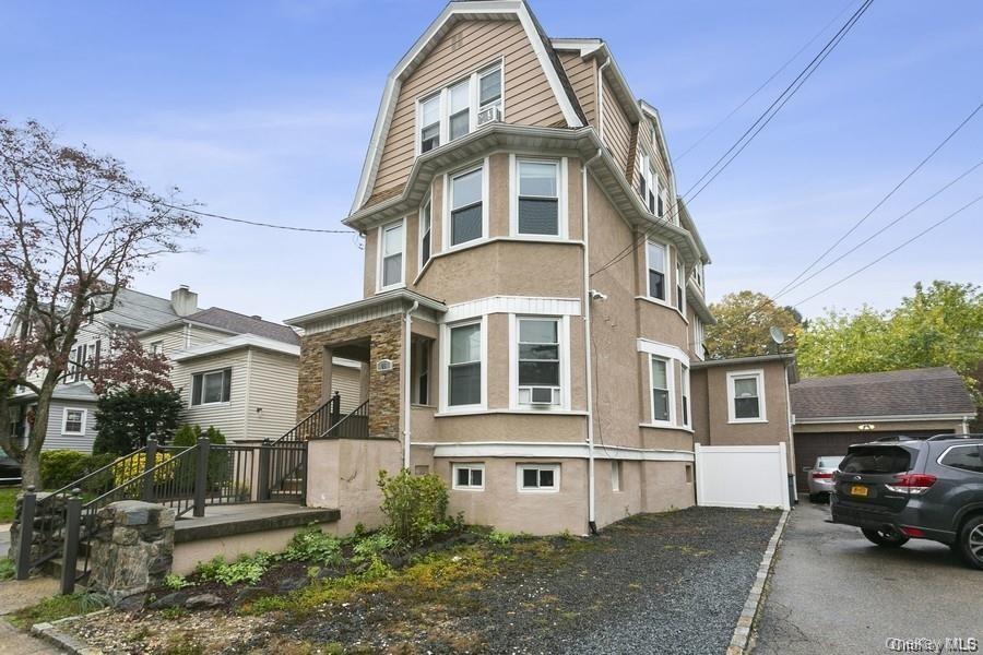 48 Parkway Road Bronxville, NY 10708 - Photo 2 of 14