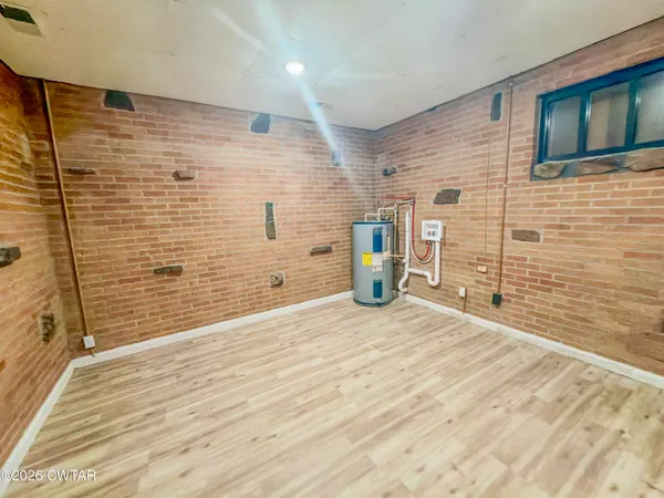 $275,000 | 953 Riverside Drive, Jackson, TN 38301