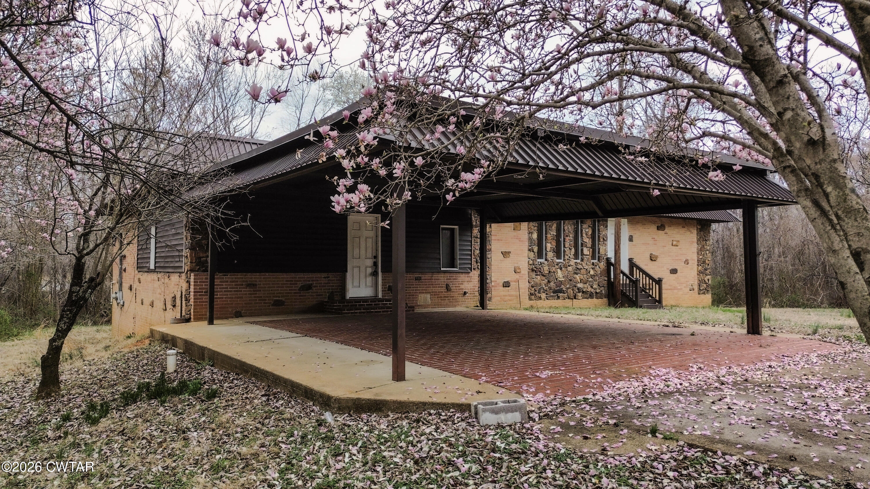 953 Riverside Drive Jackson, TN 38301 - Photo 2 of 20 1111