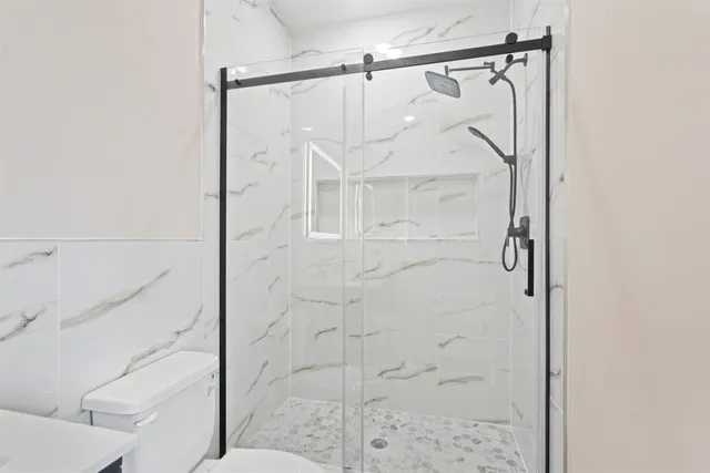 $3,900 | 277 Pearsall Avenue, Unit 1A, Jersey City, NJ 07305