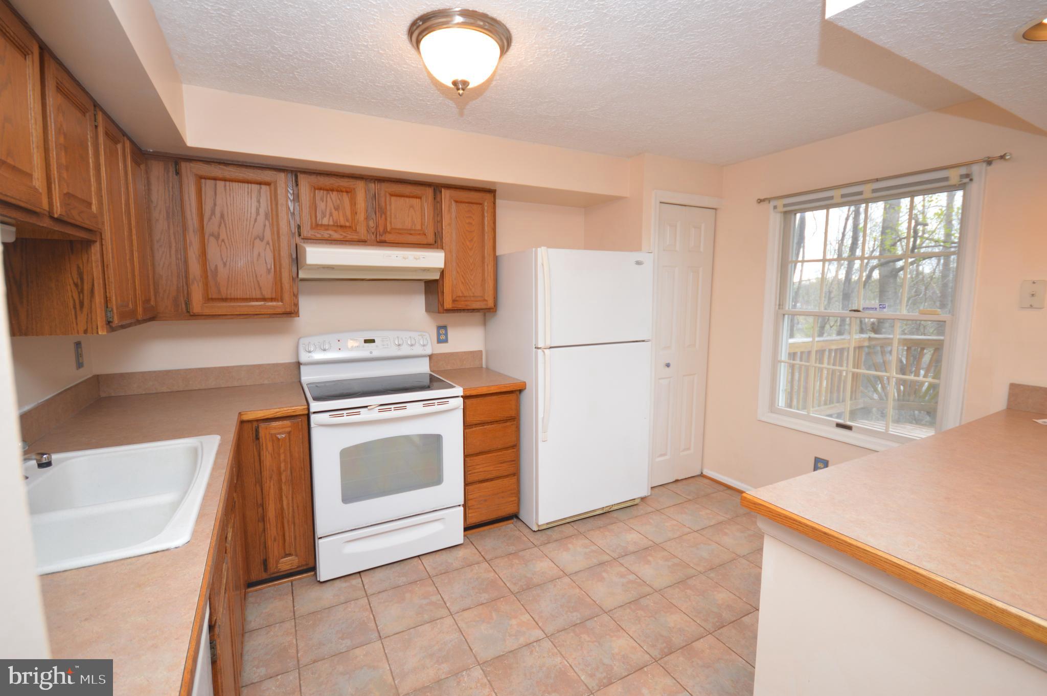 201 Ridgecrest Court Stafford, VA 22554 - Photo 14 of 36 Kitchen