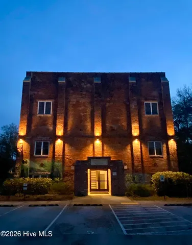 $476,000 | 614 Peacock Lane, Unit 1, Wilmington, NC 28401